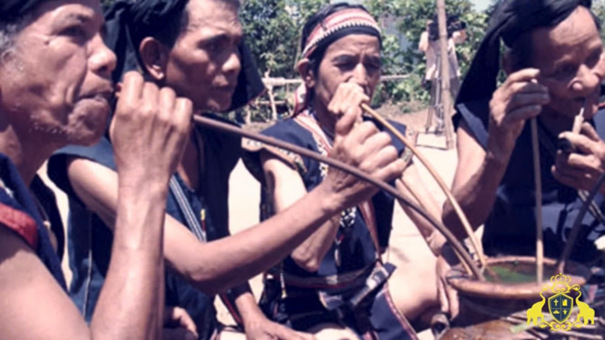 Tục ngữ về Tình cảm Gặp gỡ