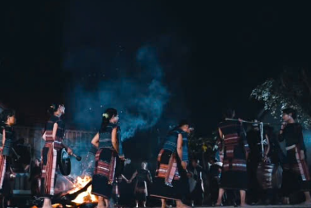 Tục ngữ về cấu trúc xã hội